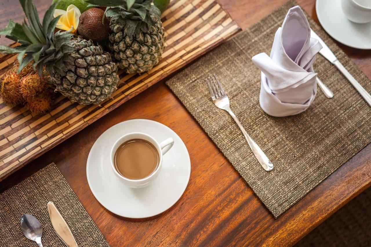 Maha Lokha Balangan Bed & Breakfast จิมบาราน ภายนอก รูปภาพ
