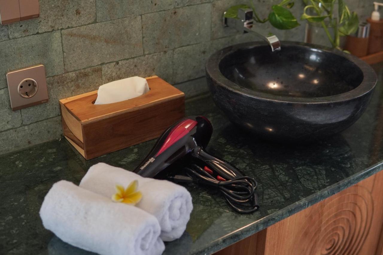 Maha Lokha Balangan Bed & Breakfast จิมบาราน ภายนอก รูปภาพ